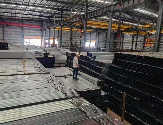 选镀锌方管规格重量参数要考虑什么？